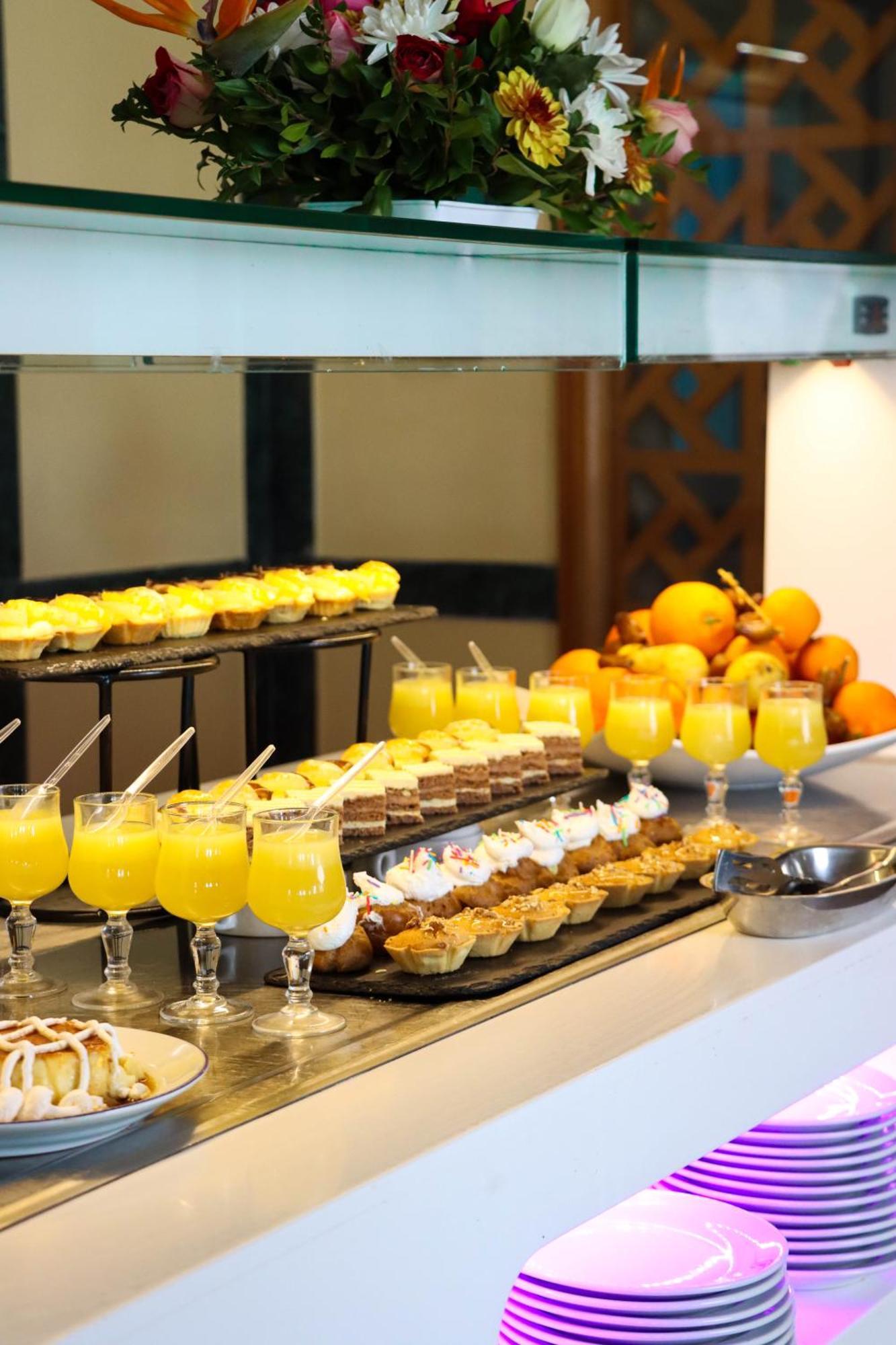Hotel Congres & 4*